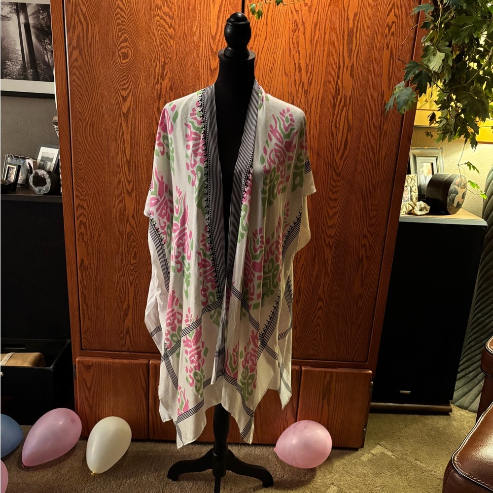 Nicole Miller Floral Kimono Shawl